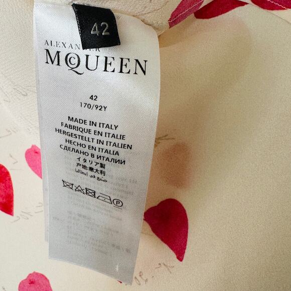 Alexander McQueen Silk Cream Red Pink Petal Long Sleeve Blouse 42 / 10 - Picture 5 of 16